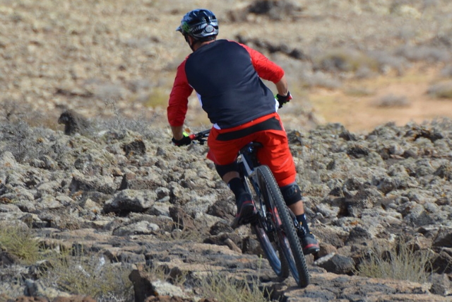Wszystko o wyborze rękawiczek do rowerów enduro
