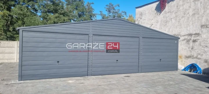 Garaż na 2 auta 5,5x6 m – czy to wystarczy na dwa miejskie samochody?