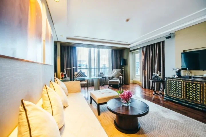 Designerskie apartamenty w Łodzi w poprzemysłowych wnętrzach? Odkryj ich urok!