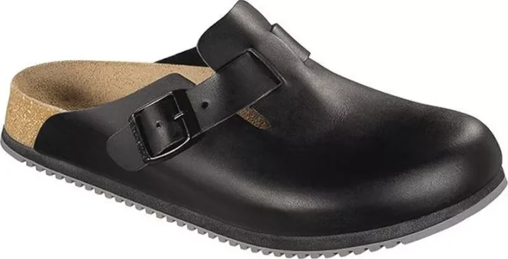 Chodaki Birkenstock Boston SL są idealne zarówno do codziennego użytku, jak i do pracy np. w placówkach medycznych
