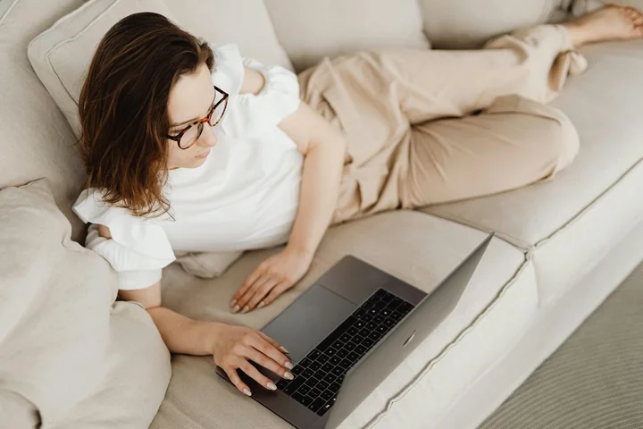 Konsultacja lekarska online – jak wygląda i kiedy może być dobrym rozwiązaniem?