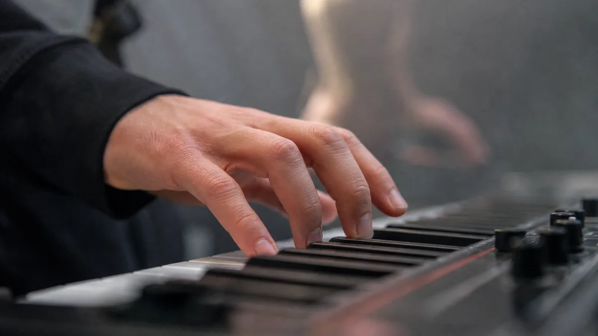 Bezpłatne warsztaty w Łodzi. Hakken i produkcja muzyki elektronicznej