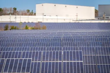 Serwis farm PV – jak zadbać o sprawność i bezpieczeństwo instalacji fotowoltaicznej?