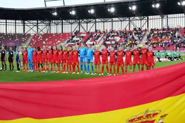 Obraz do artykułu: Włochy, Hiszpania, Korea Północna i Kolumbia zagrają o finał w Łodzi