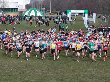 Obraz do artykułu: Ponad 700 biegaczy ruszy na słynną górkę w Łodzi - emocje, rywalizacja i mocne nazwiska