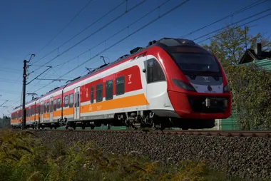 Obraz do artykułu: Pociągi POLREGIO pojadą z Łodzi do Radomia. Zmiana już od grudnia