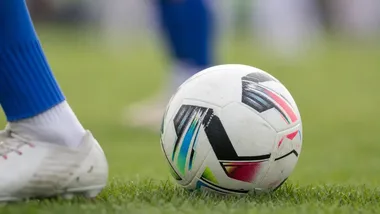 ŁKS Łódź rozbił Stal Mielec 4:0. Arasa z dubletem