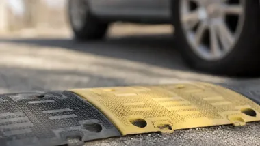 Lutomierska w Łodzi zostanie przebudowana. Powstanie parking na ponad 50 aut