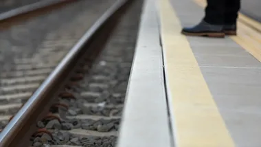 Czternaście nowych pociągów i szybsza kolej w Łódzkiem