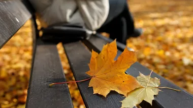 Łódź na szlaku rzeźb. Ławeczka Tuwima, Lustrzane serce i kochankowie z Kamiennej