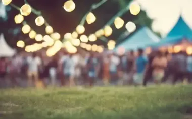 Sztuka między półkami - przegląd wystaw i wernisaży w bibliotekach Łodzi