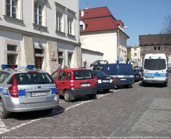 Jesień w Łodzi - jak bezpiecznie jeździć i być widocznym na mokrych ulicach