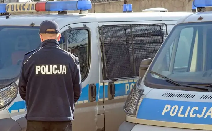Jesienna noc w Łodzi - noś odblaski i bądź widoczny na ulicach miasta dla własnego bezpieczeństwa