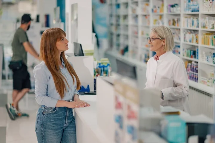 Apteki na sylwestra i Nowy Rok - całodobowe punkty i wydłużone dyżury w Łodzi