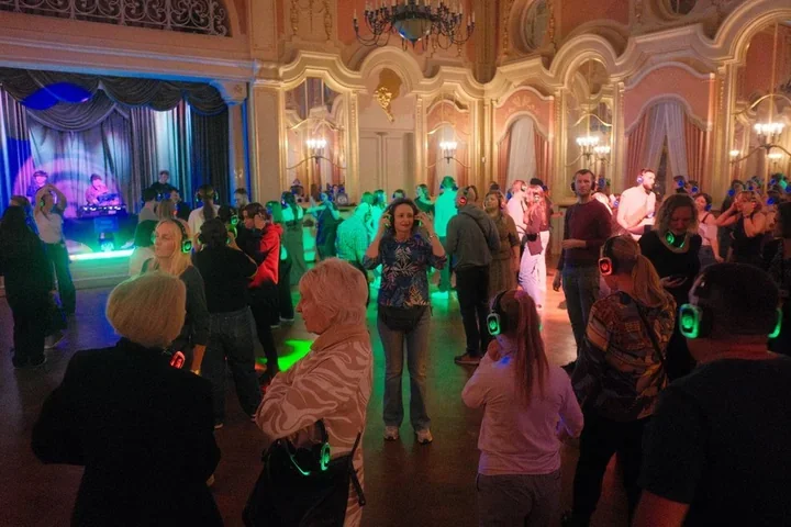 Silent disco i wieczór planszówek – Muzeum Miasta Łodzi zaprasza na Dzień Kobiet