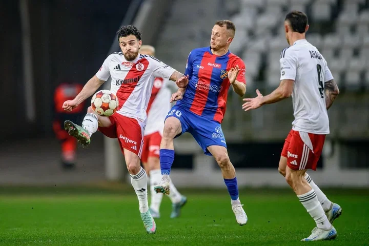 ŁKS szuka przełomu na Stadionie Króla – Ruch przyjeżdża po trzecią wygraną z rzędu