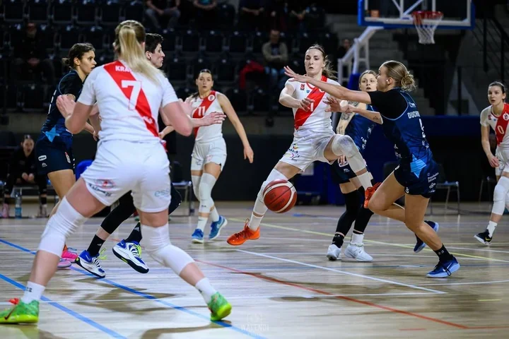 ŁKS KK Łódź nie zwalnia tempa – pewne zwycięstwo w Rybniku i szósta wygrana z rzędu