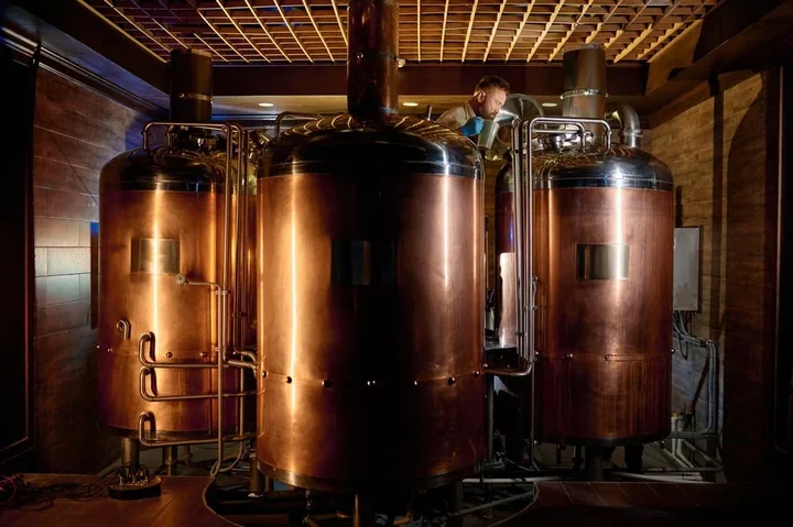 Od pierwszej warzelni do browarów - niemal dwustuletnia opowieść o piwie w Łodzi