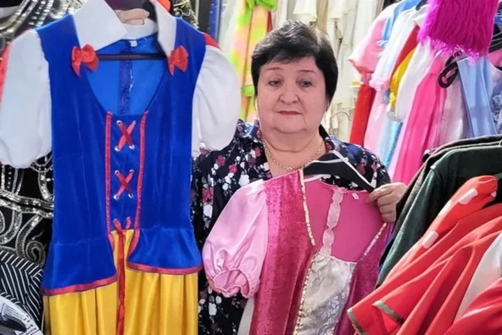 Wypożyczalnia strojów Salabim – oświadczyny w żabim kostiumie i garderoba pełna historii