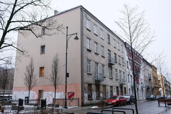 Z ruiny do remontu - miasto przejmuje kamienicę przy Włókienniczej 17