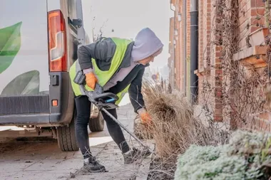 Na Księżym Młynie ogródki przy famułach wracają do życia po zimie