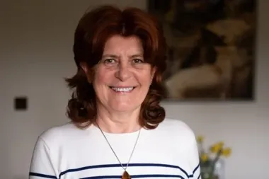 Łodzianka wyczarowuje wielkanocne pisanki z koronki i haftu