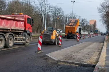 Pabianicka domyka remont – kierowcy odzyskają drugi pas już w kwietniu
