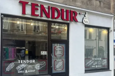 Kultowy kebap z bąbelkowym lawaszem wkracza na Piotrkowską