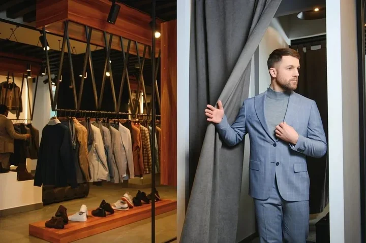 Top 9 sklepów z garniturami w Łodzi - gdzie kupić strój na studniówkę, ślub i komunię