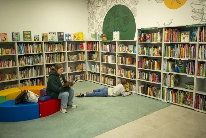 Tydzień wydarzeń w bibliotekach Łodzi – od historii mebla po quiz o Miyazakim