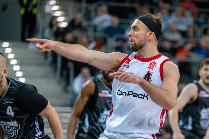 ŁKS Coolpack wraca z Rzeszowa z ważnym zwycięstwem – punkty bliżej fazy play-off