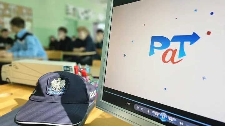 Łódzka policja wciąga uczniów do programu, który ma zatrzymać lawinę problemów
