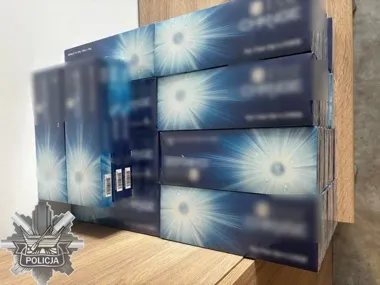 W fordzie 53-latka policjanci znaleźli ponad 17 tysięcy papierosów