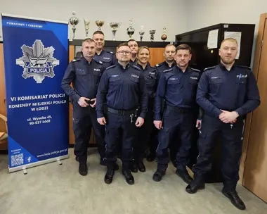 Sto lat dzielnicowych i plebiscyt online - łódzcy funkcjonariusze pod lupą