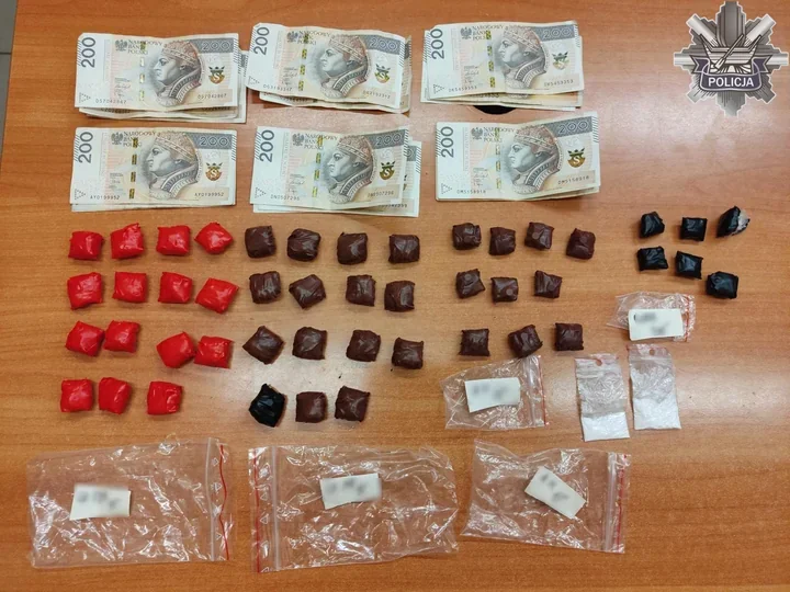 150 gramów narkotyków w aucie - policja zatrzymała 23-latka w Łodzi