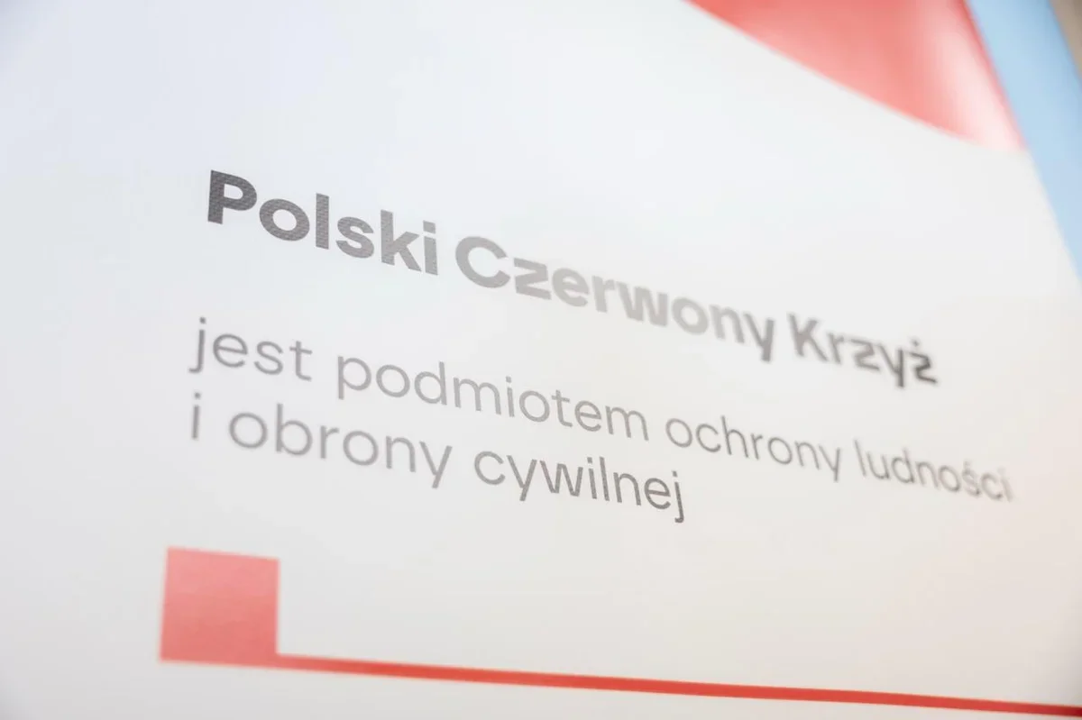 Grafika z informacją, że Polski Czerwony Krzyż jest podmiotem ochrony ludności i obrony cywilnej