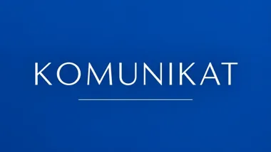 Niebieskie tło z białym napisem „KOMUNIKAT” i podkreśleniem.