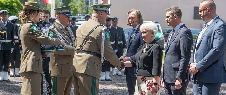 35 lat Straży Granicznej. Wojewoda łódzka odebrała medal za zasługi