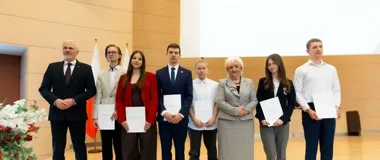 297 młodych nagrodzonych – stypendia państwowe dla najlepszych uczniów województwa